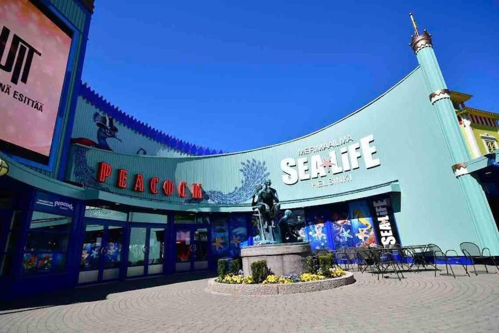 Brand New Modern Condo Built-In Mall Of Tripla Хелзинки Екстериор снимка
