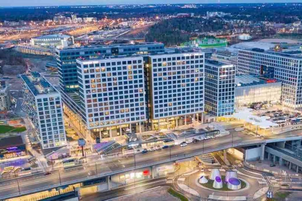 Brand New Modern Condo Built-In Mall Of Tripla Хелзинки Екстериор снимка