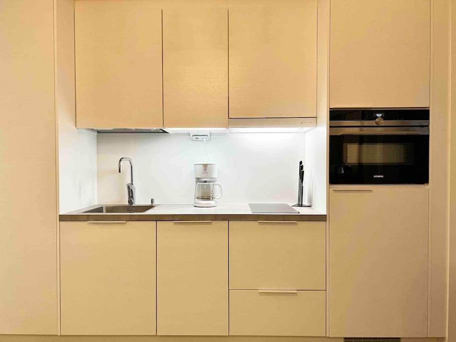 Brand New Modern Condo Built-In Mall Of Tripla Хелзинки Екстериор снимка